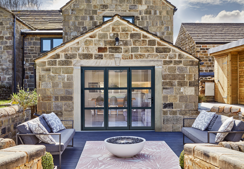 ALUVU EXTERNAL HERITAGE STYLE BI-FOLD 8FT