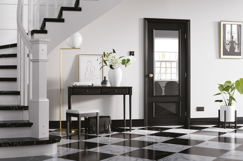 Black-Knightsbridge-Glazed-1L-LifeStyle