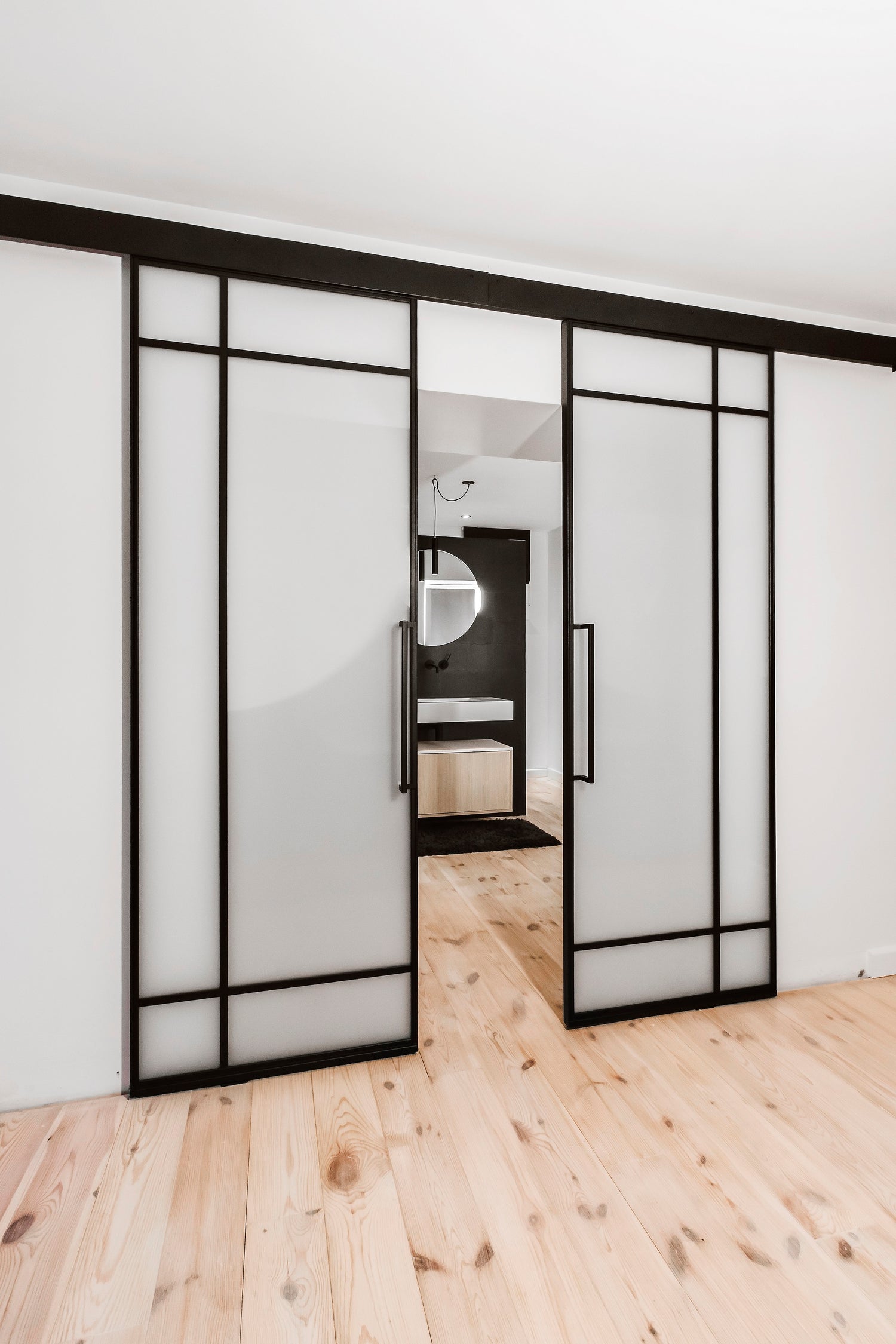 Double_sliding_doors_-_satin_glass_774e0511-637e-415f-9fbf-6a08fdee184a