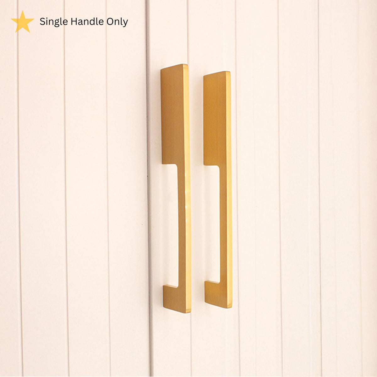 Sleek Bar Handles Satin Brass Medium
