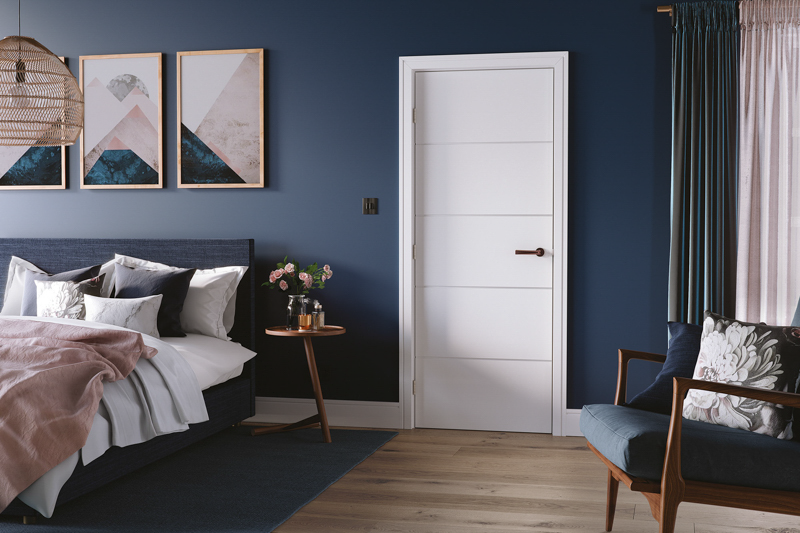 White-Moulded-Horizontal-Four-Line-LifeStyle