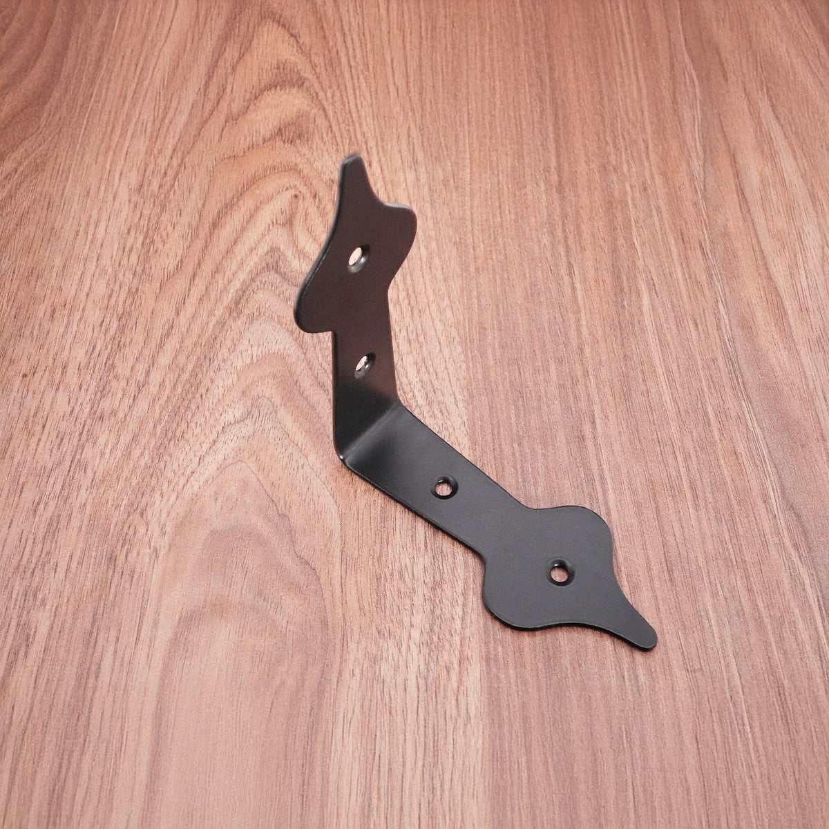 Spearhead Iron Corner Black
