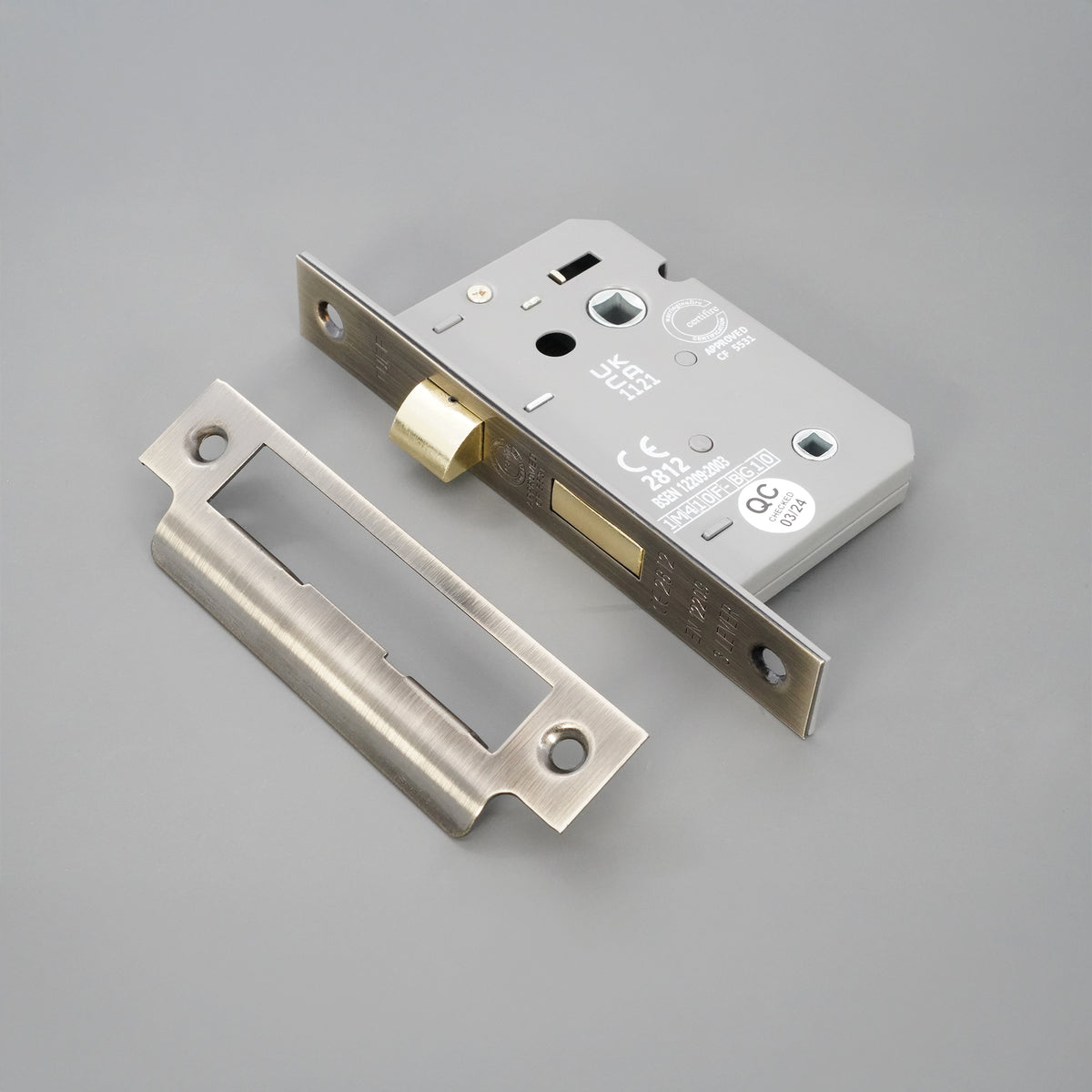 2.5" CE 3 Lever Bathroom Lock FD60 - Antique Brass