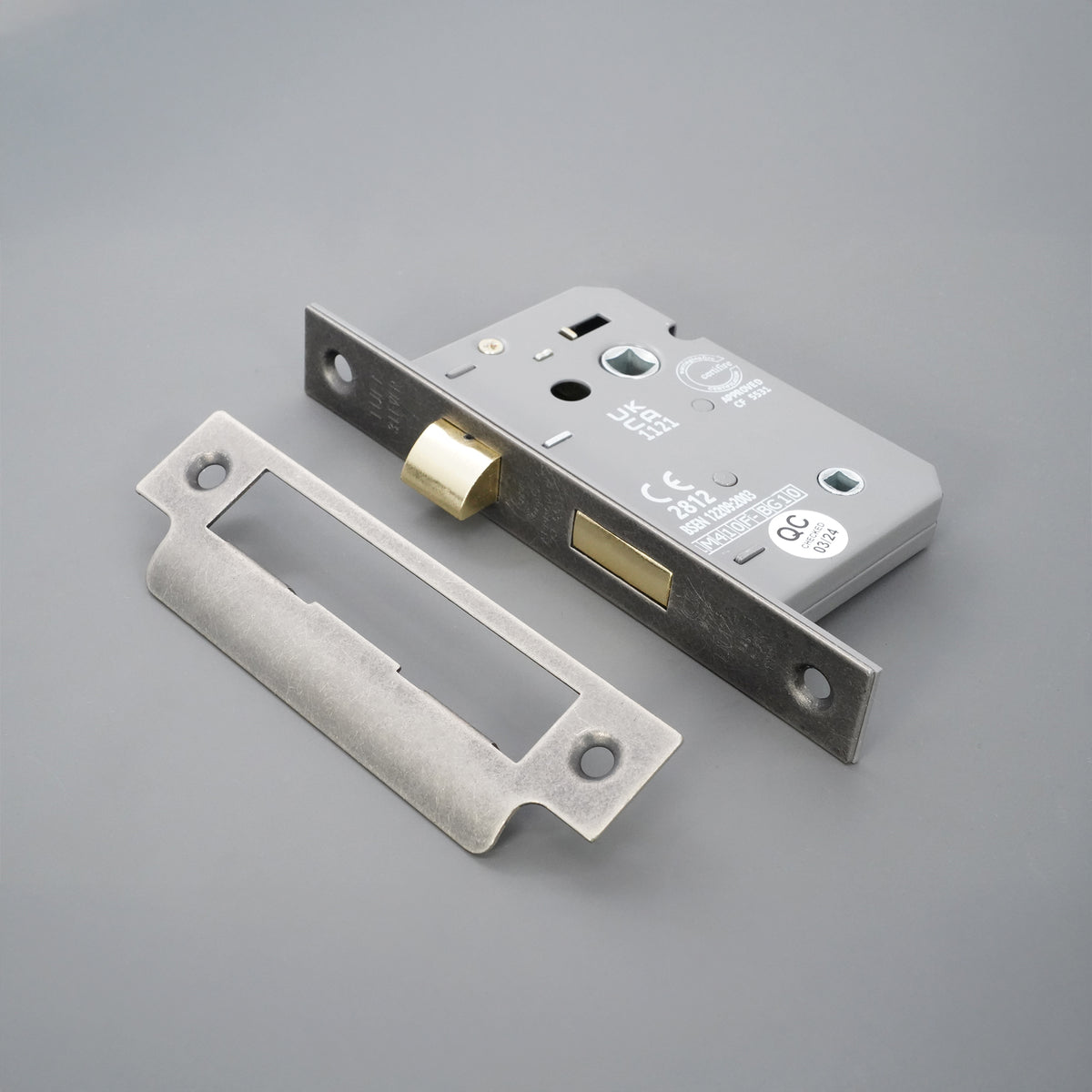3" CE 3 Lever Bathroom Lock FD60 - Pewter