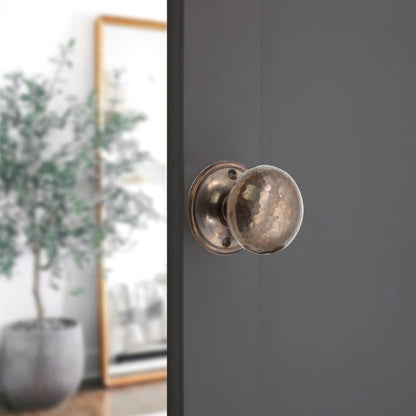 Hammered Cottage Large Mortice/Rim Door Knob Antique