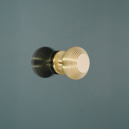 Beehive Large 40mm Cupboard Knob Satin Brass