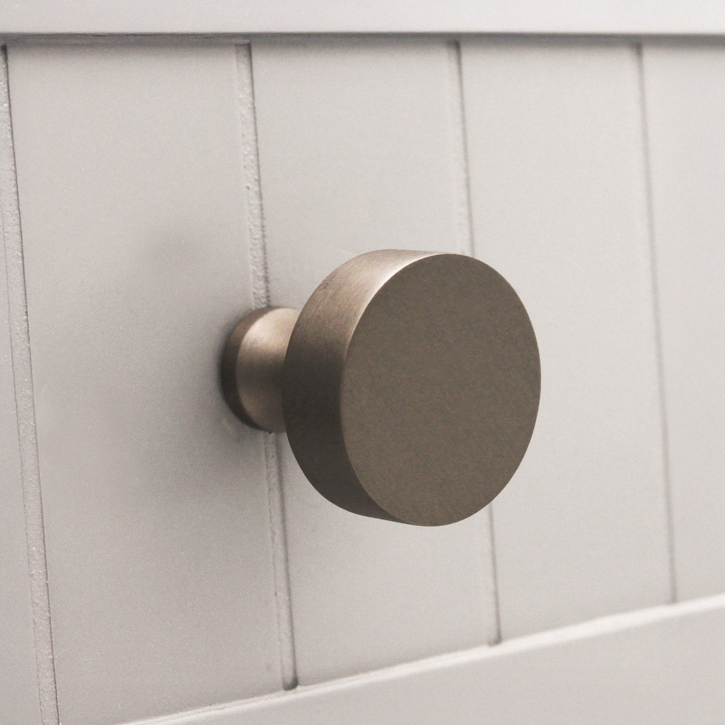 Round Cupboard Knob Gunmetal Grey