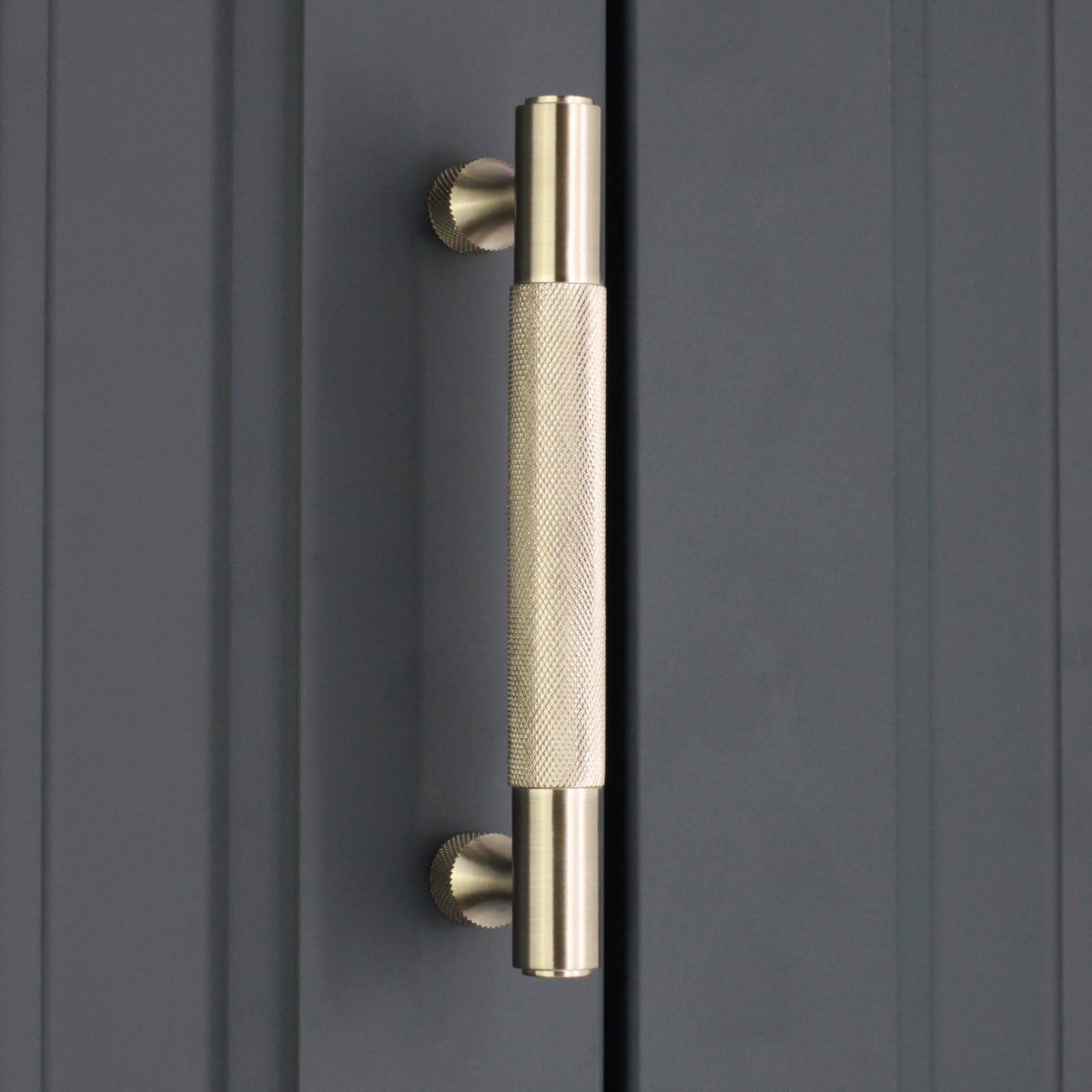 Knurled Bar Handles Large Satin Silver