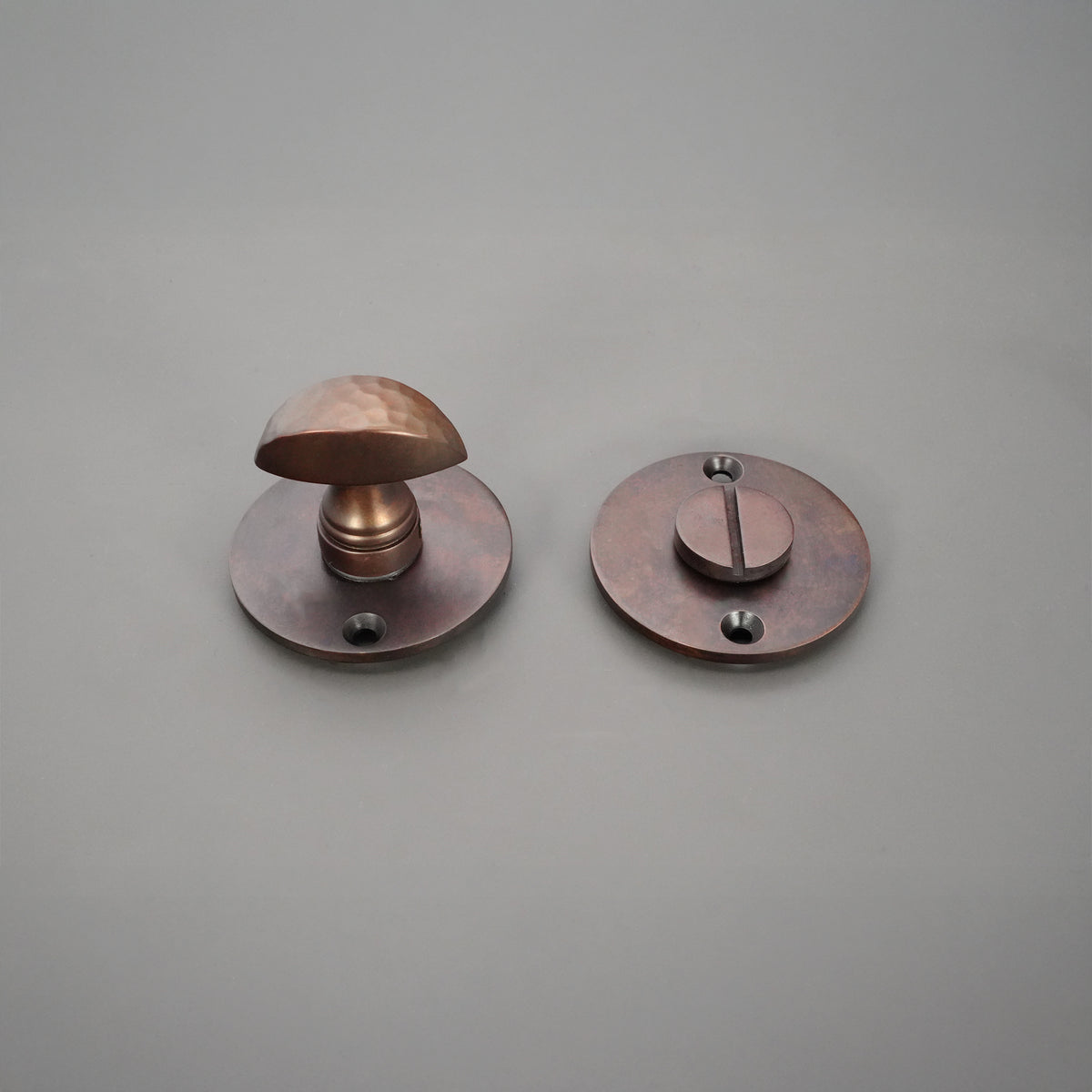 Hammered Lady Turn & Release Aged Bronze