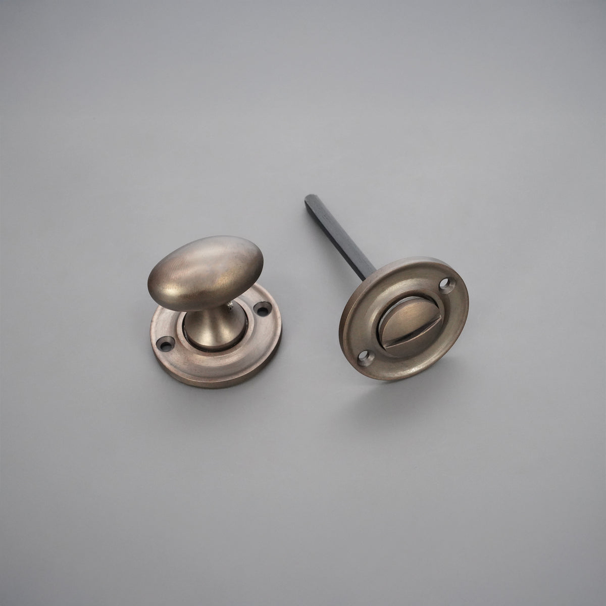 Slimline Turn & Release Matt Antique