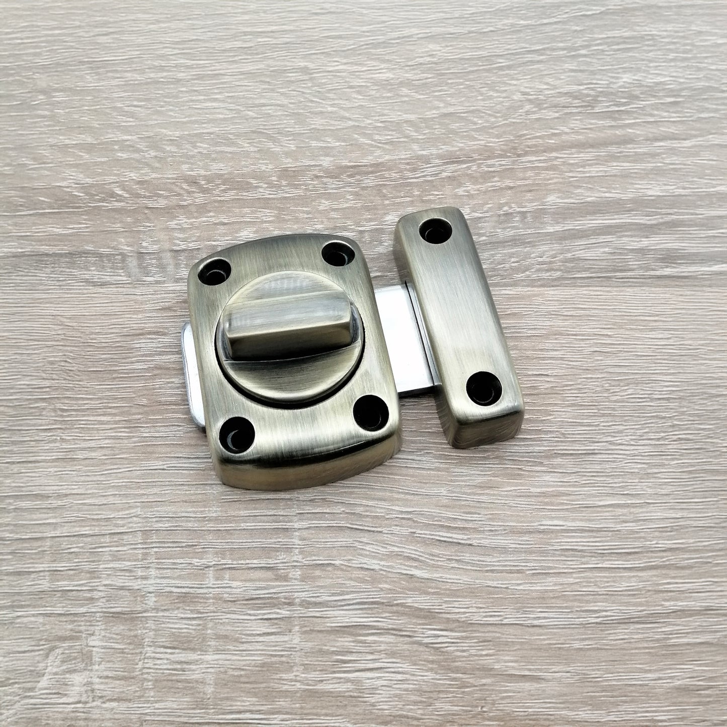 Sigma Bahroom Latch Small Antique Brass